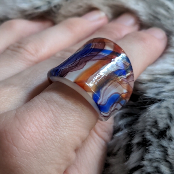 Venetian Glass (but safe) Ring - Murano like - Picture 6 of 7